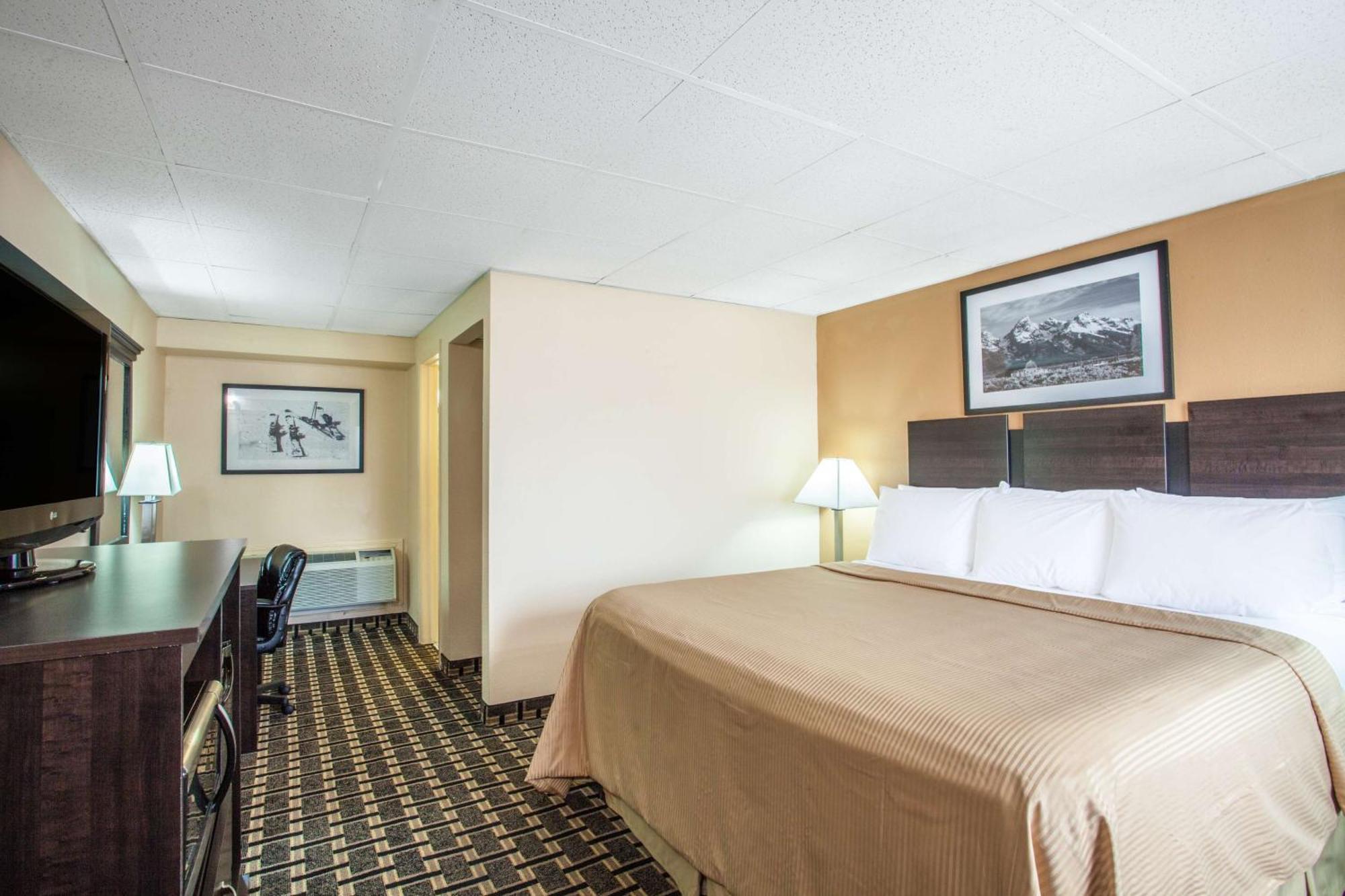 Travelodge By Wyndham South ברלינגטון מראה חיצוני תמונה